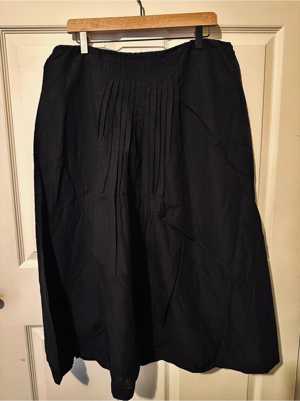 Uniqlo | Skirt | Uniqlo Linen Blend Tuck Long Skirt | Black - Picture 3 of 11